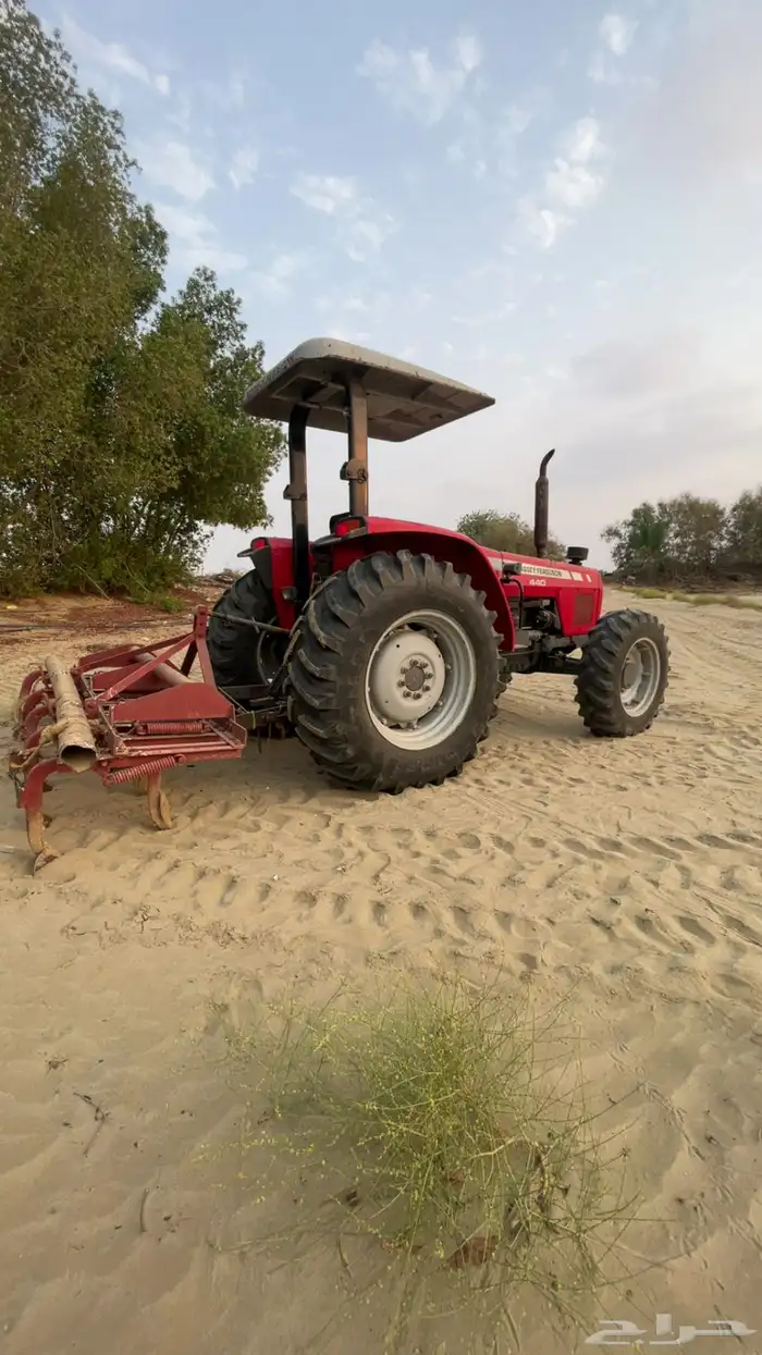 للبيع حراثة ماسي 440 2010 شبه جديد 5