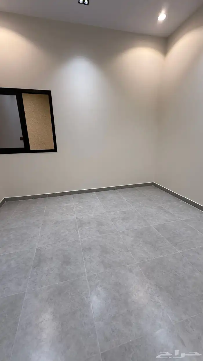 للبيع فلة جديدة بحي النفل 12