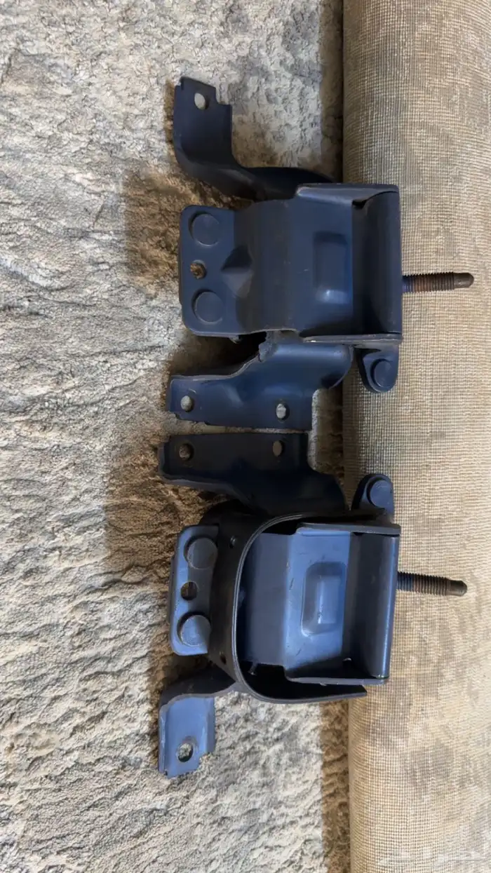 سلام عليكم طقم كراسي مكينة فورد فكتوريا 2003 إلى 2011 0