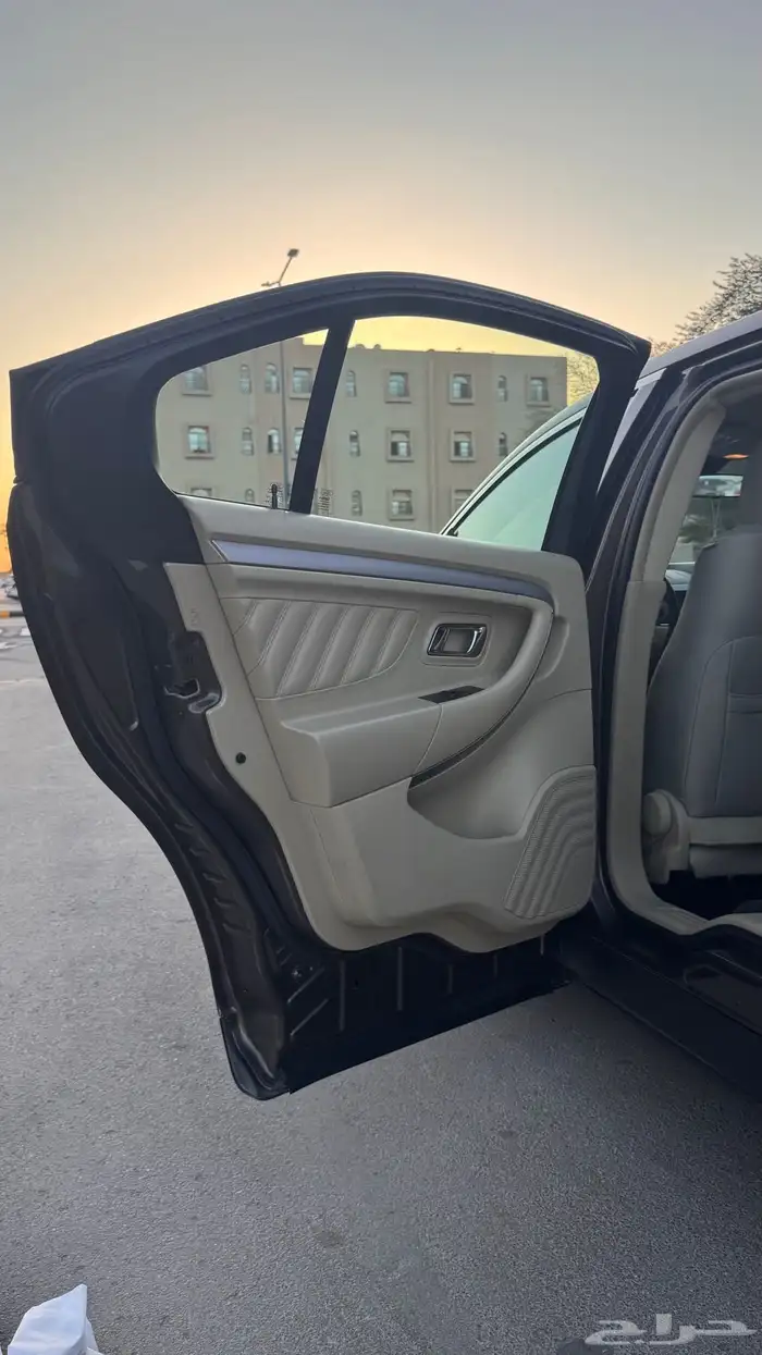 للبيع فورد تورس 2016 18