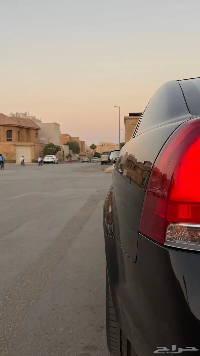 كابرس اسود 2015 بدي وكاله ممشى قليل نظيف جدا مسيوم 109 9