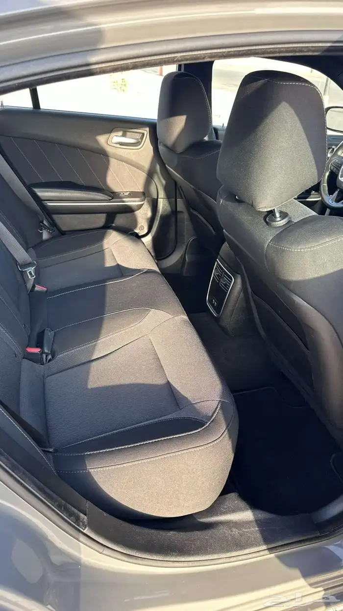 دوج تشارجر استنادر 16