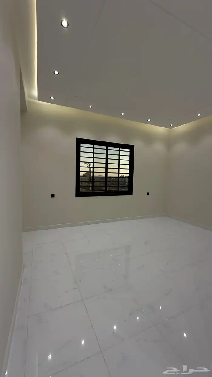 للبيع شقق ارضيه وارواف علويه بسعر 550 الف شمال الخميس 8