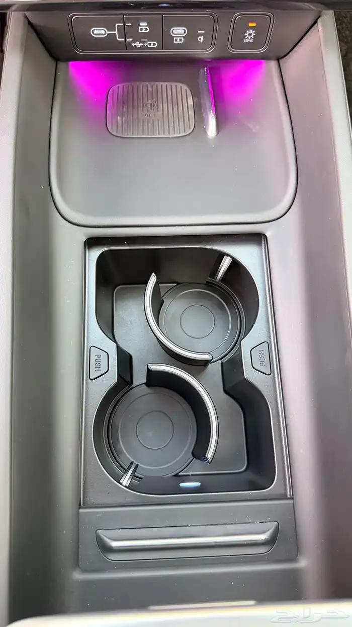 ازيرا 2023 ( بنزين 6V ) فل اوبشن مواصفات خاصه بحالة الوكالة 20