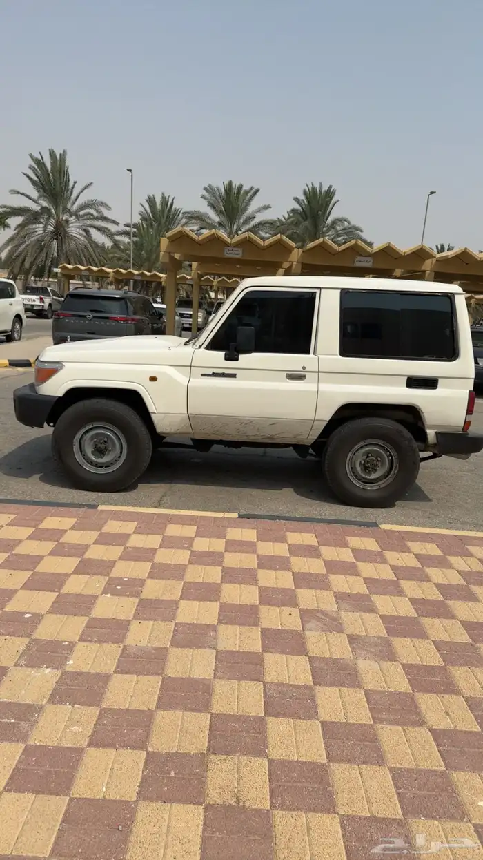 جيب ربع بوليسي ملكزز 6