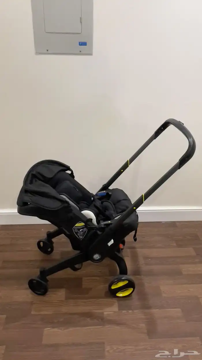 عربية اطفال وكرسي للسيارة 2