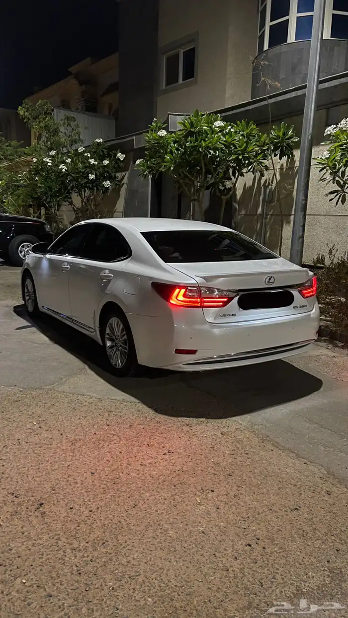 لكزس es 2016 3