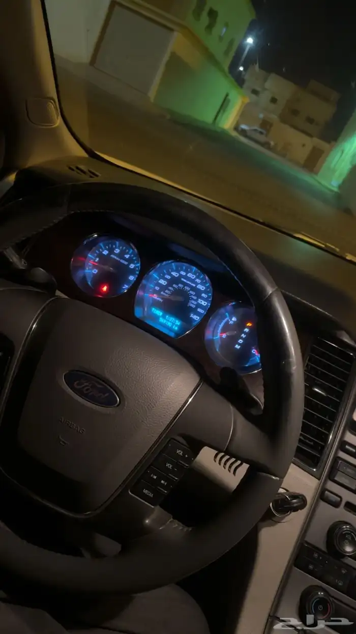 فورد تورس أمريكي 2011 20