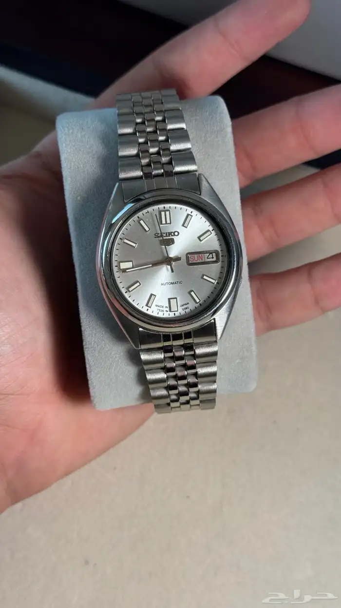 ساعات وست اند ام صليب رادو سيكو اصلين تخزين 10