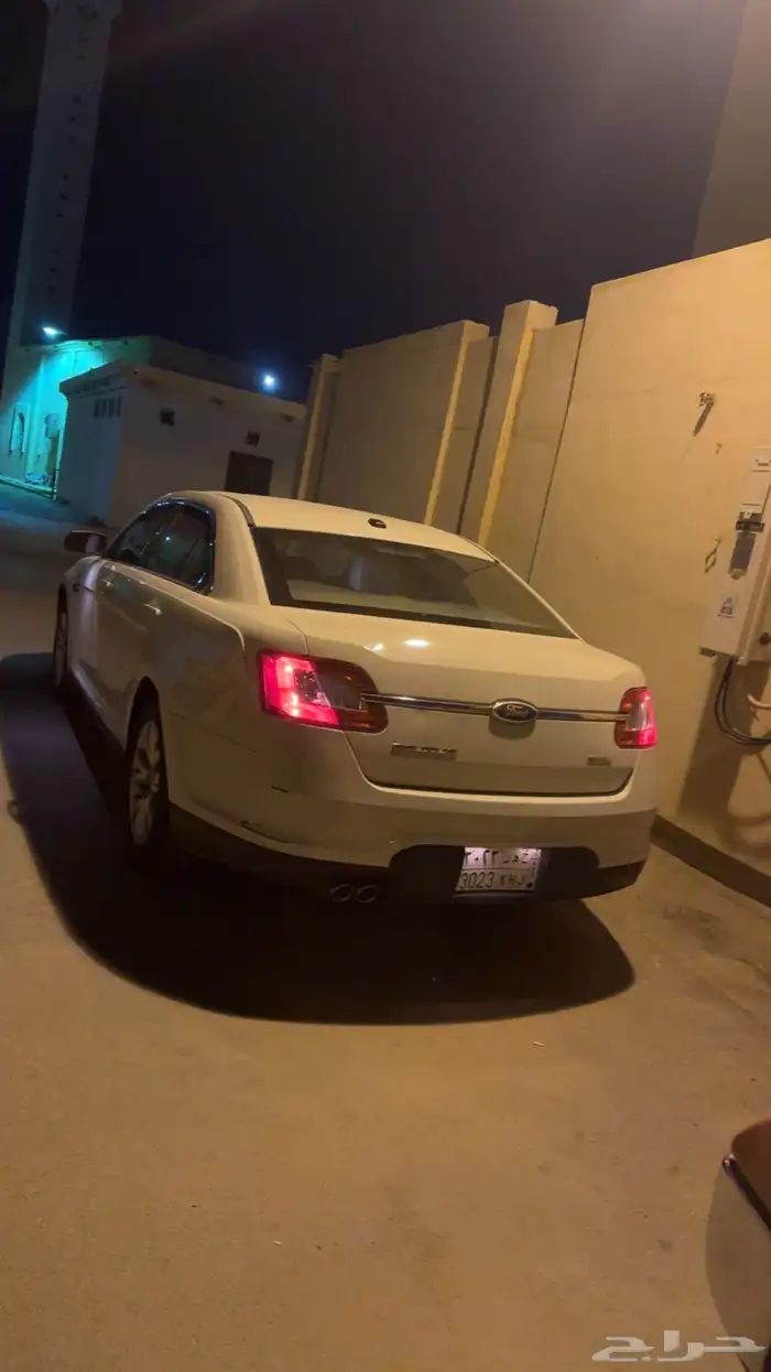 فورد تورس أمريكي 2011 30