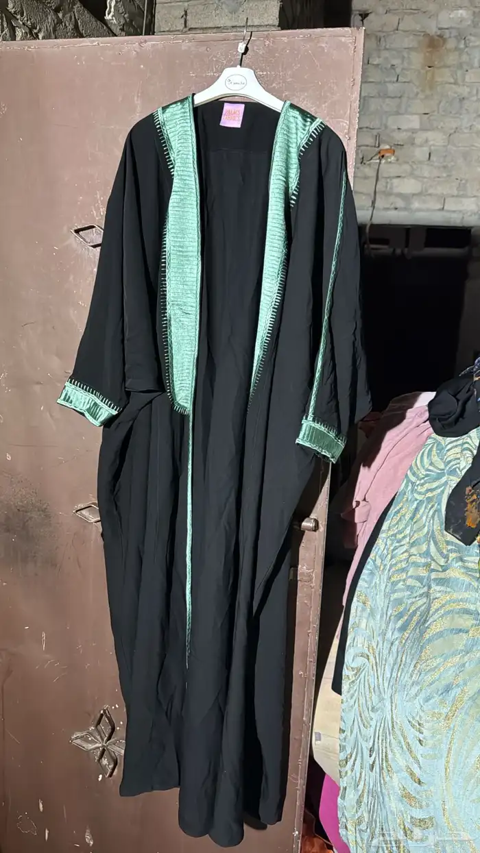 جلابيات وعبايات مستعمل نضيف 10