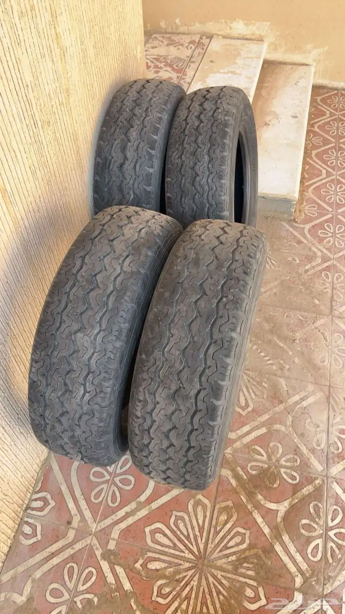 كفرات دنلوب شبه جديد 4 طقم 0