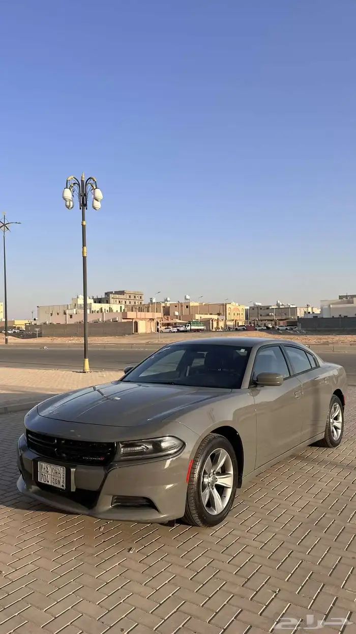 دوج تشارجر استنادر 1