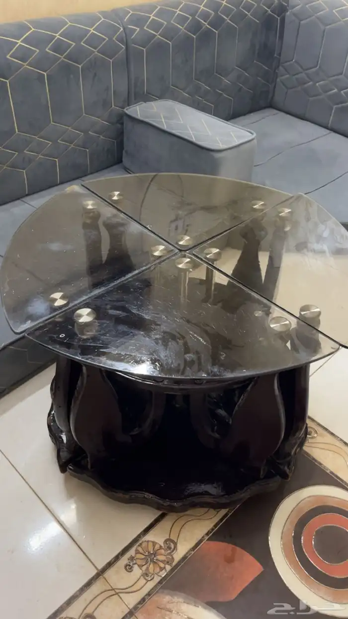 طاولات نظيفة فخمة جدا  للبيع 3