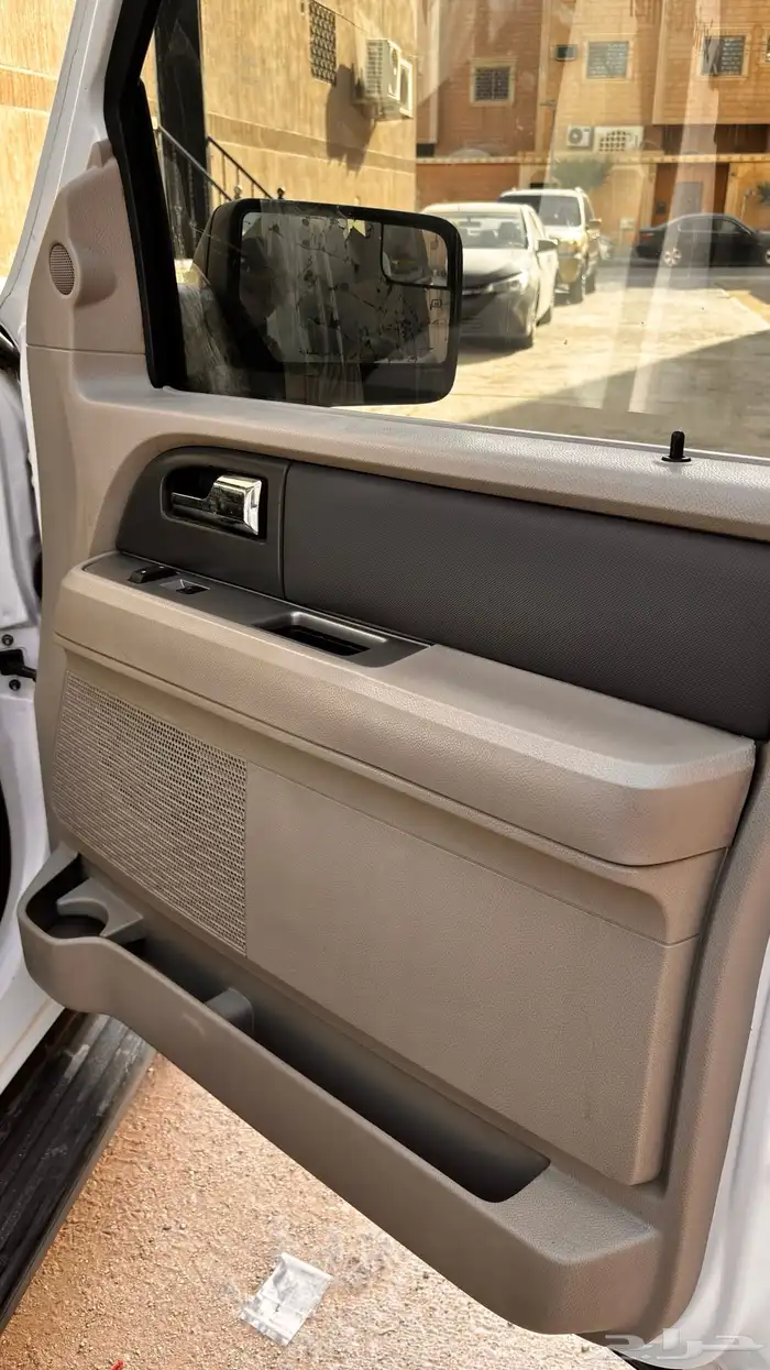 فورد اكسبدشن 2013 للبيع 5