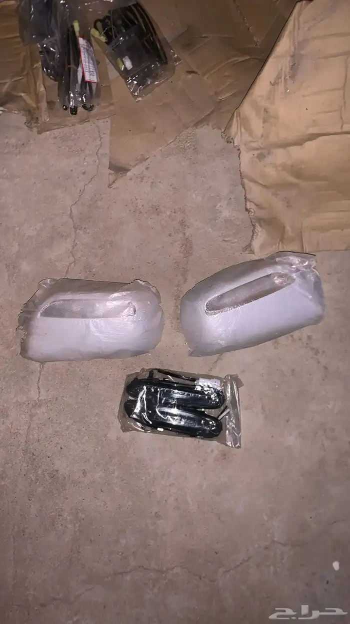 غطيان مرايات كورولا اصليه وكاله جديد من موديل 2001 الى 2007 4