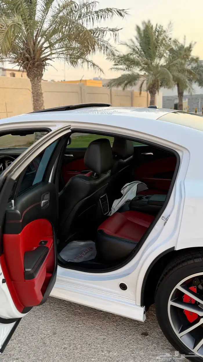 تشارجر 2021 rt تحت الضمان 11