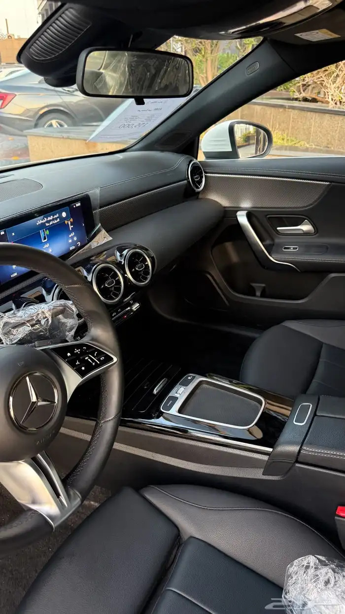 مرسيدس a180 زيرو 2023 12