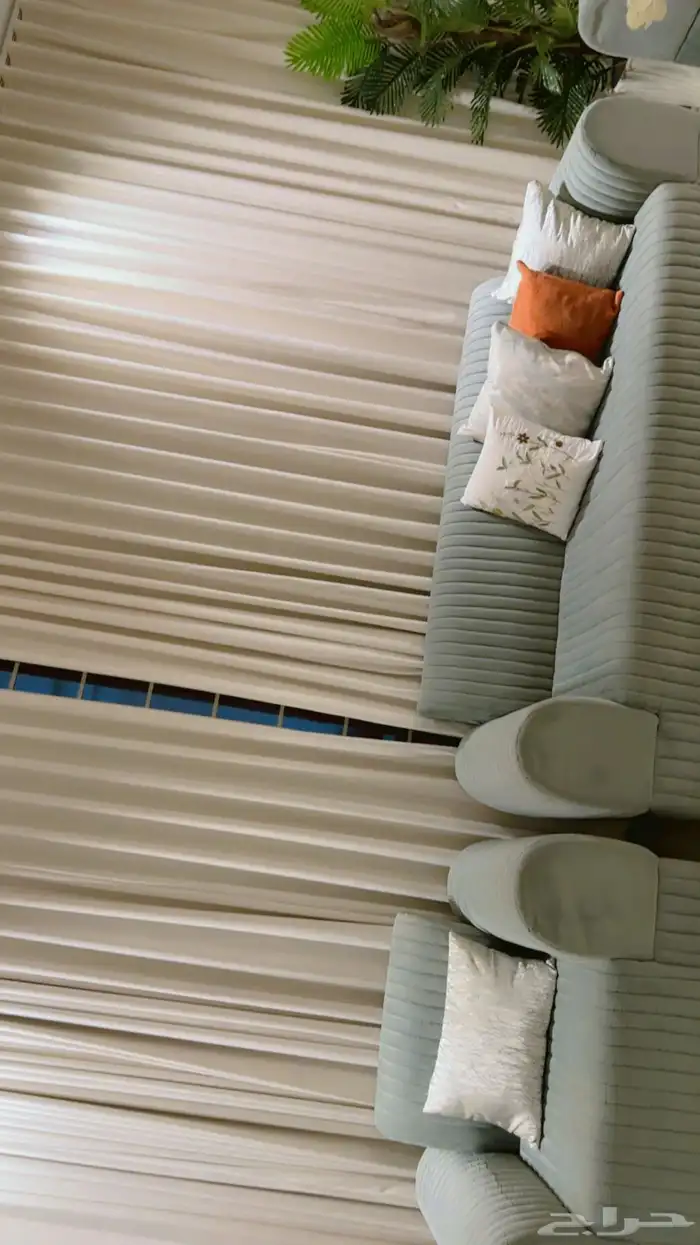 كنب 13 شخص لون تيفاني شبه جديد ونظيف 0