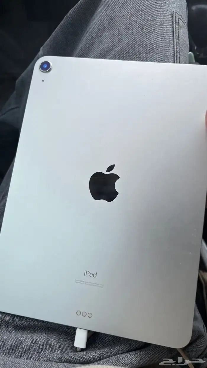 ايباد Air (2020) 1