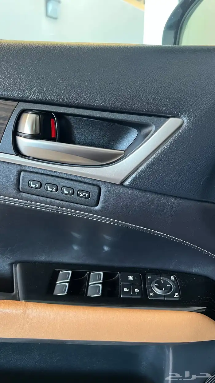 لكزس جي اس   LEXUS GS 31