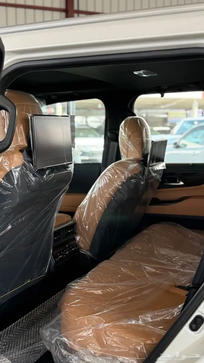 لكزس LX600BBموديل 2024 اصفار 12