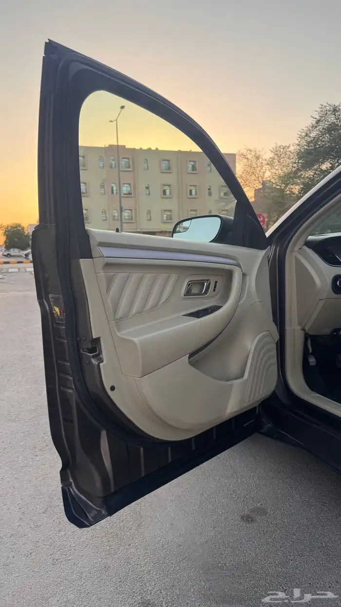 للبيع فورد تورس 2016 12