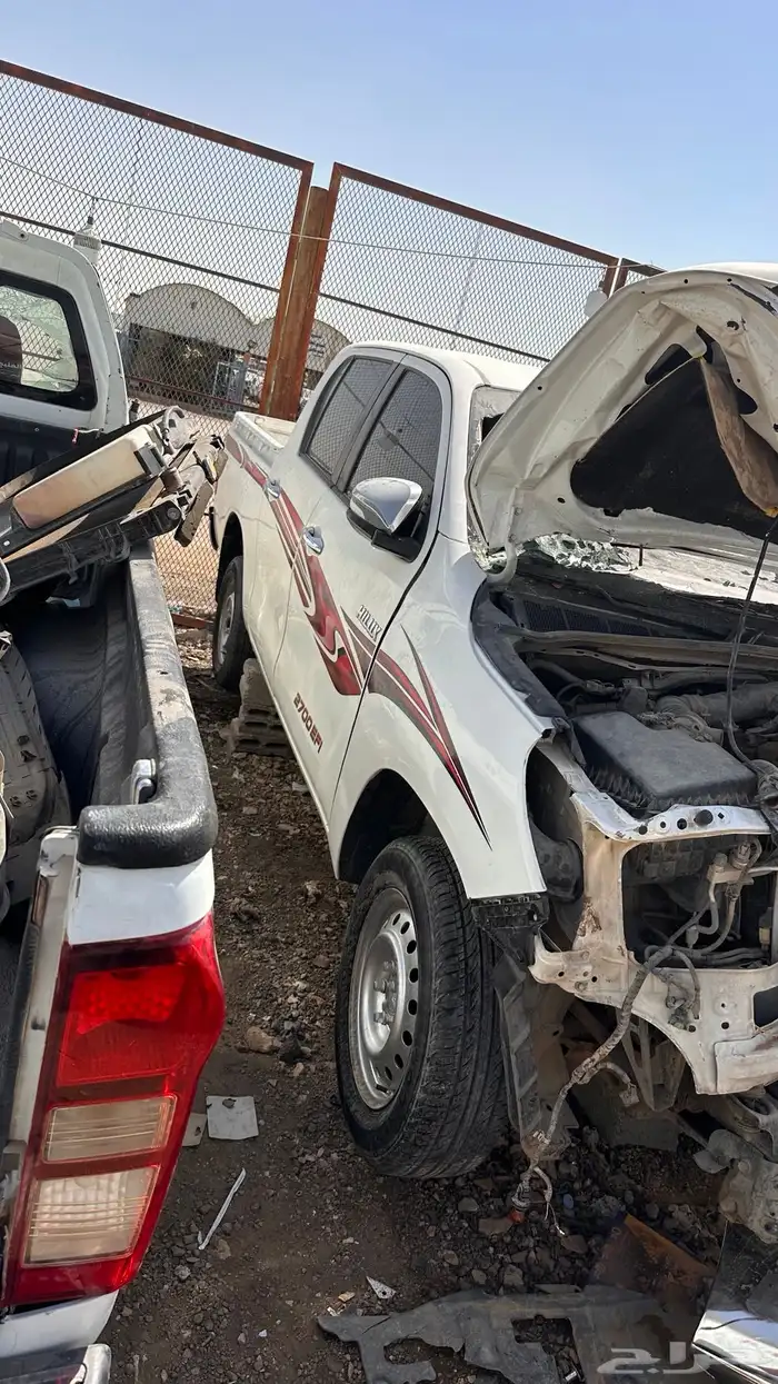 تشليح هايلوكس 2016. البيع قطع غيار 0