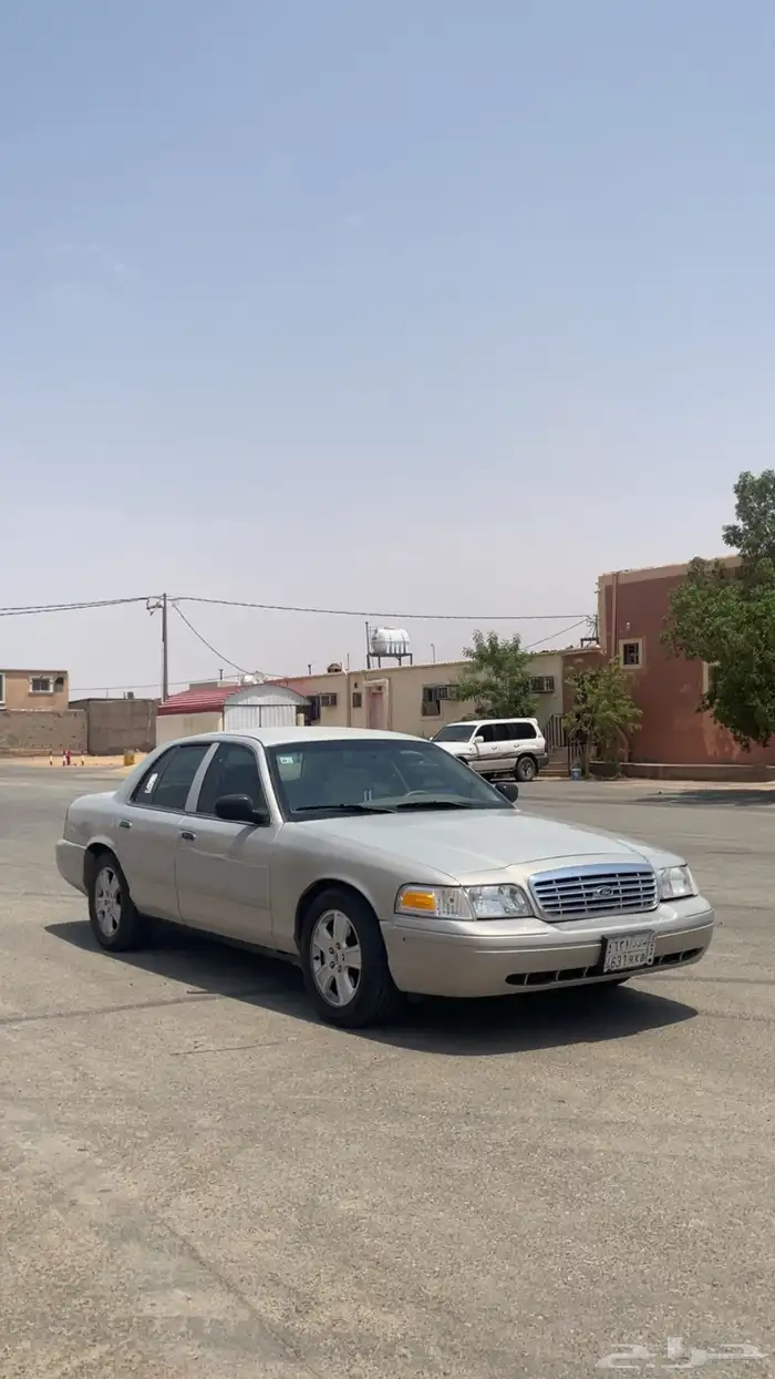 فورد فكتوريا 2011 0