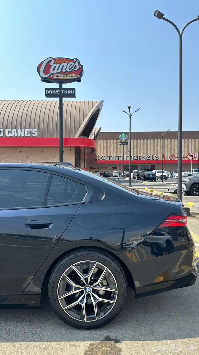 بي ام دبليو الفئة الخامسة 3