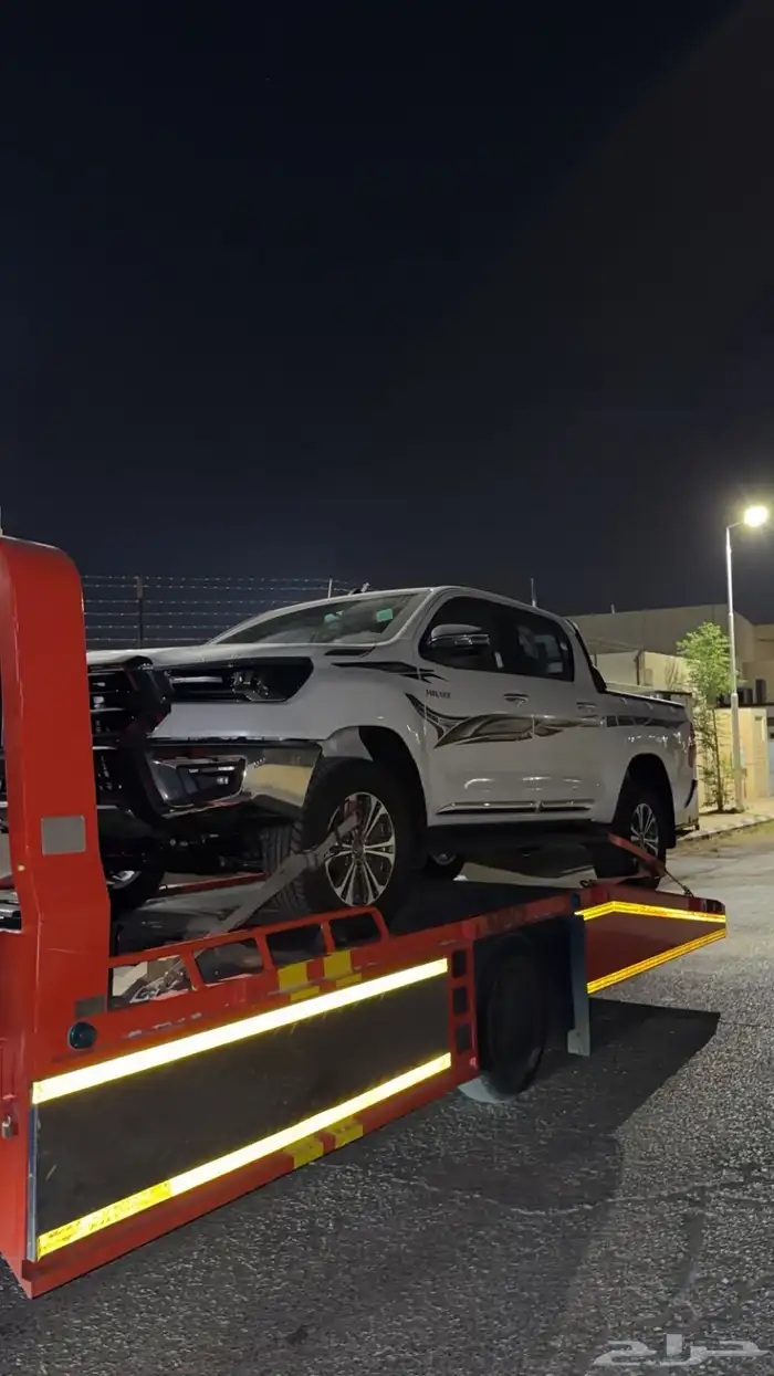 هايلوكس 2025 عبداللطيف جميل دبل فل كامل اصفار صادر لوحة 0