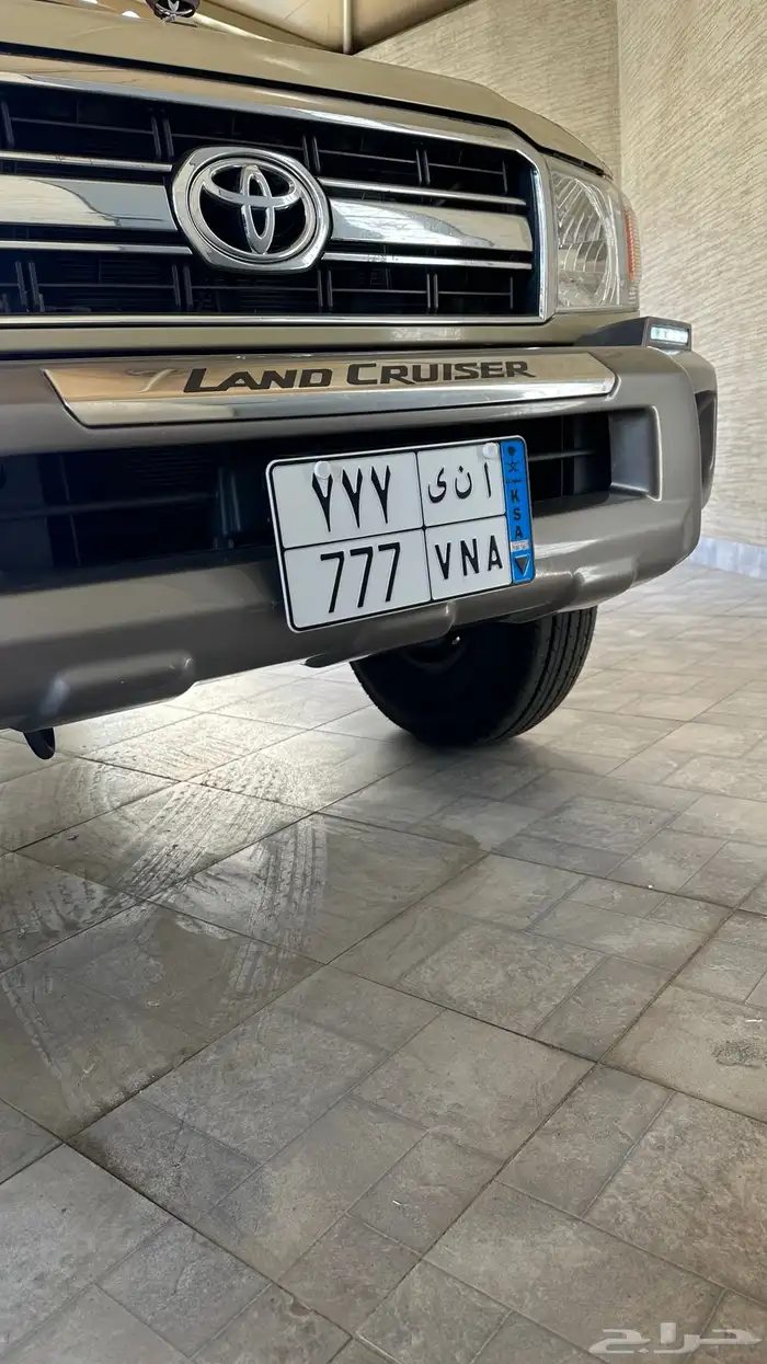 لوحه مميزه نقل خاص 777 ا ن ى 1