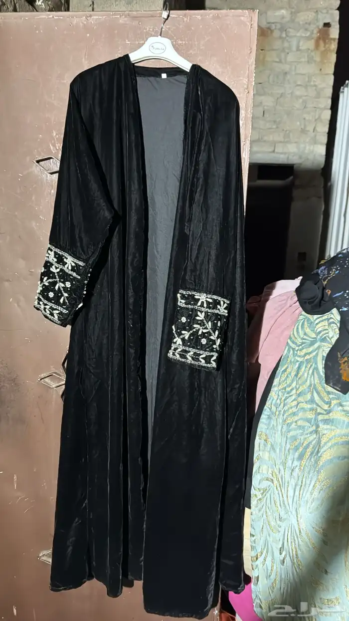 جلابيات وعبايات مستعمل نضيف 2