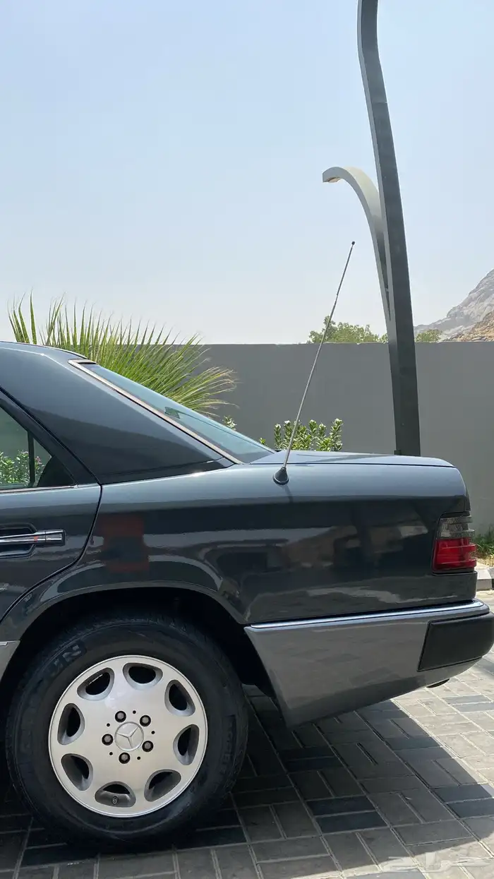 مرسيدس فرخ الشبح 1991 9