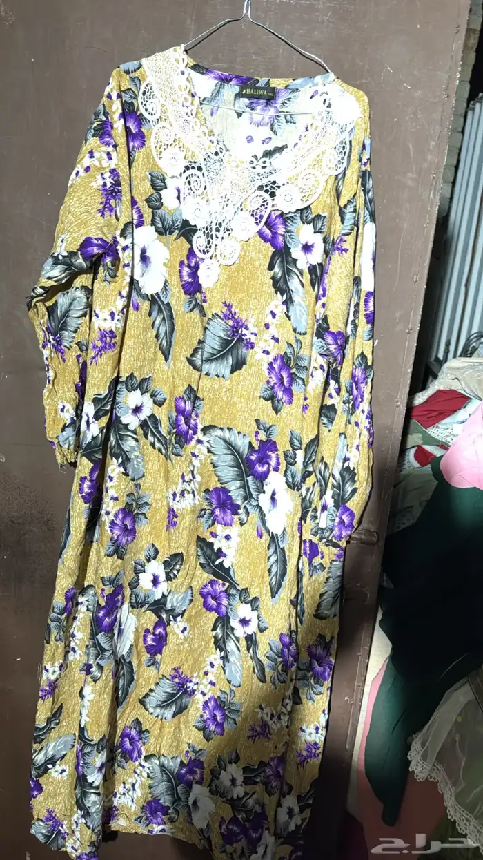 جلابيات وعبايات مستعمل نضيف 32