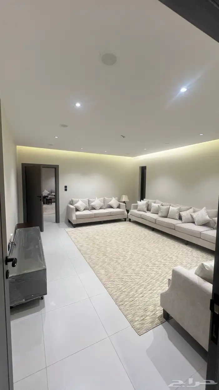 للبيع فيلا مستقله 625 متر مؤثثه حي بدر 91 9