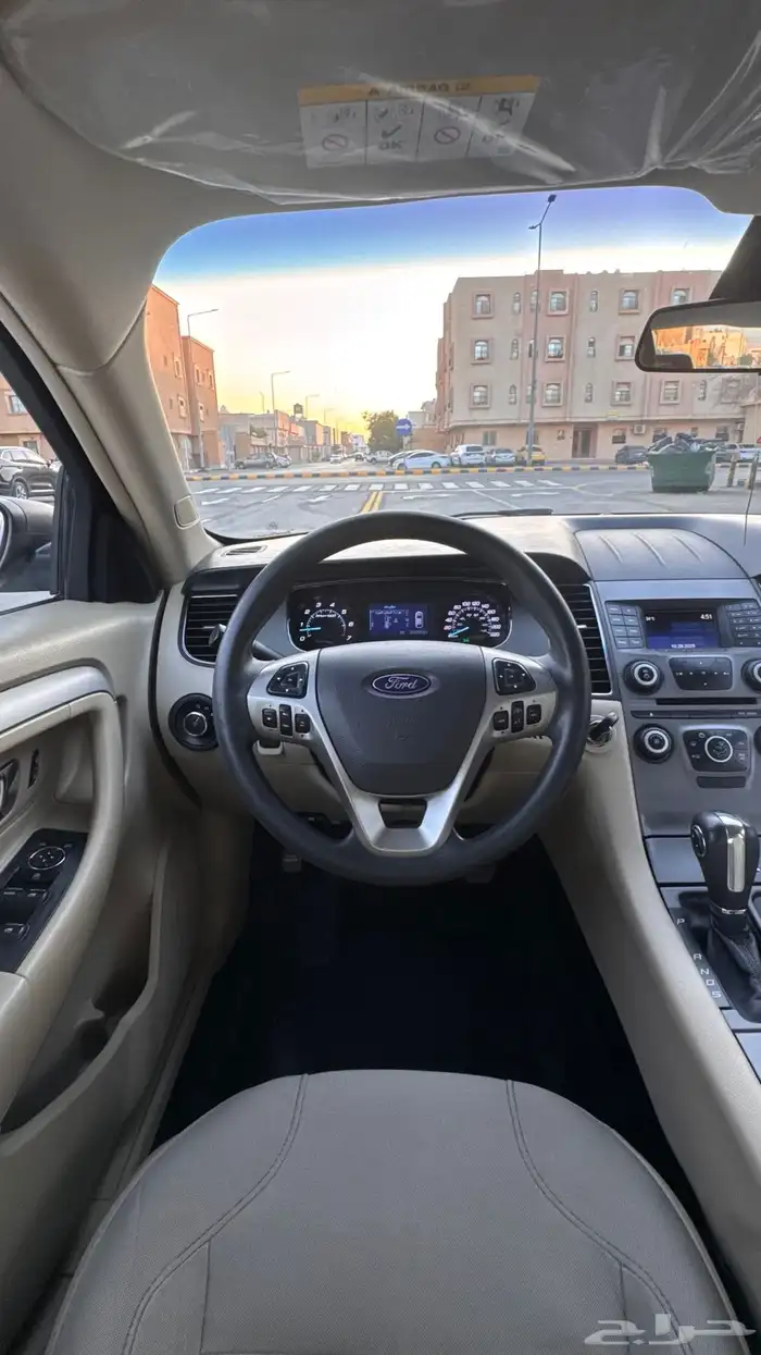 للبيع فورد تورس 2016 24