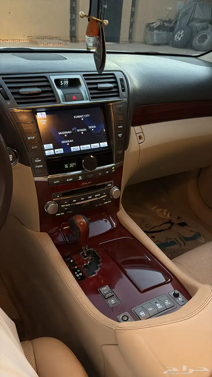 لكزز LS460 L 6