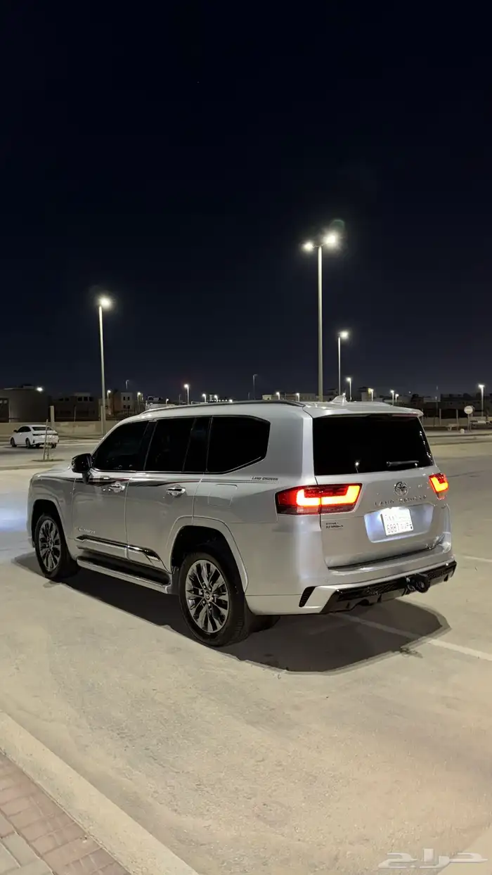 لاندكروزر L4 3