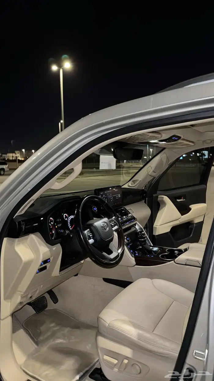 لاندكروزر L4 4