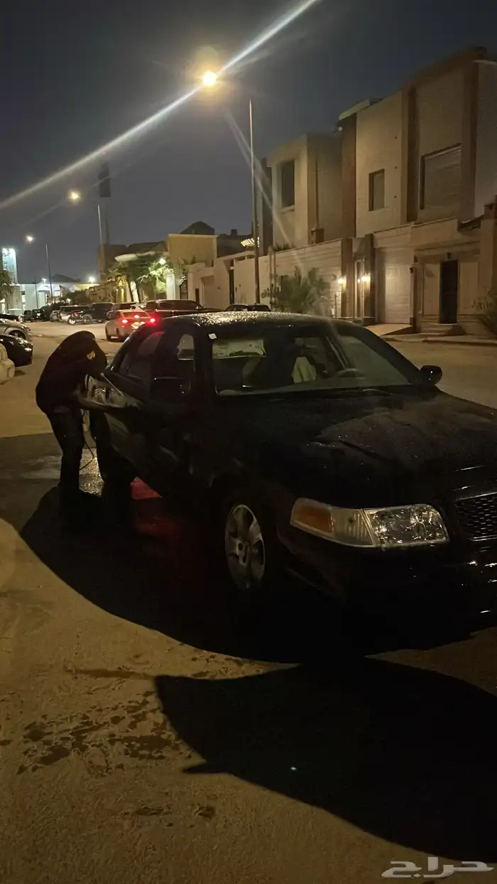 فورد فكتوريا 2001 LX وارد الدوحة 0