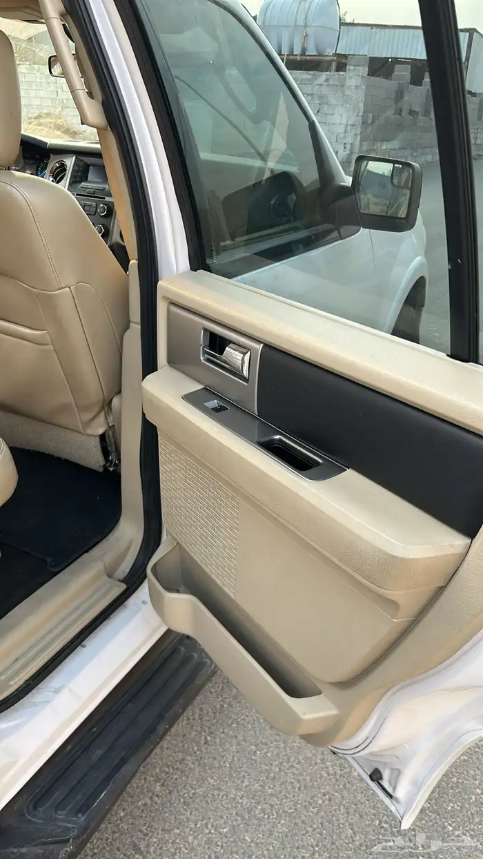 فورد اكسبدشن 2016 12