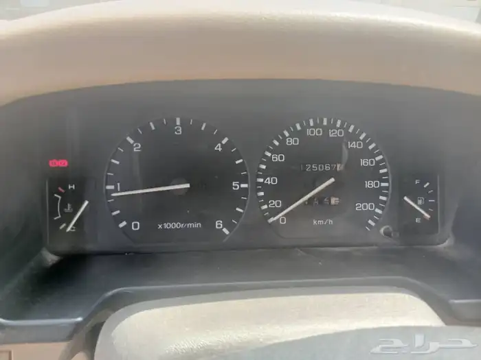 لاند روفر موديل 98 4