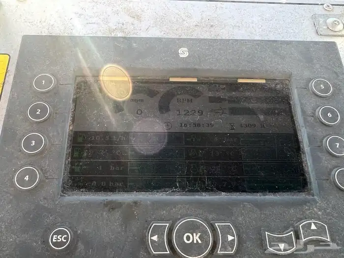 كشاطة اسفلت 2012 مخزن بطاقة جمركية ساعات العمل 4000ساعة 0