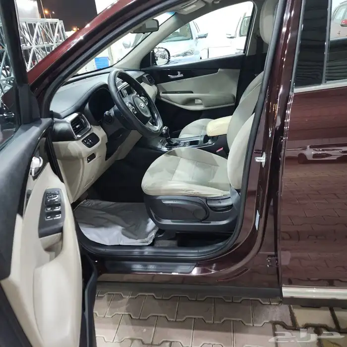 كيا سورنتو 2016 24