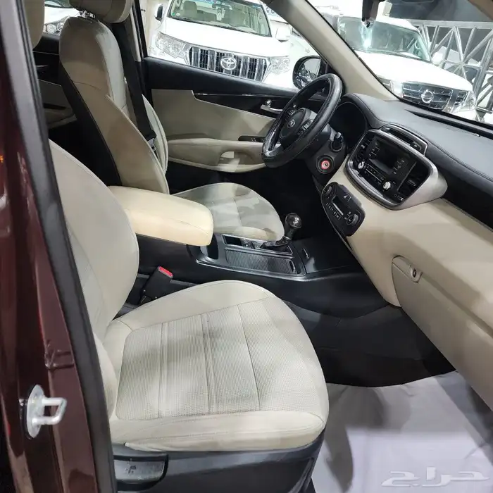 كيا سورنتو 2016 31