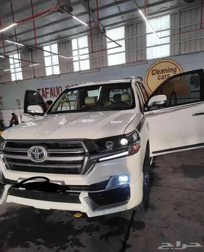 صالون لاندكروزر 2016 مرهم 2020 للبيع 1