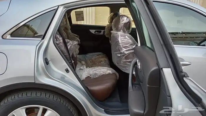 انفنتي QX70 سعودي 2019 بودي بلد بحالة الوكاله 8