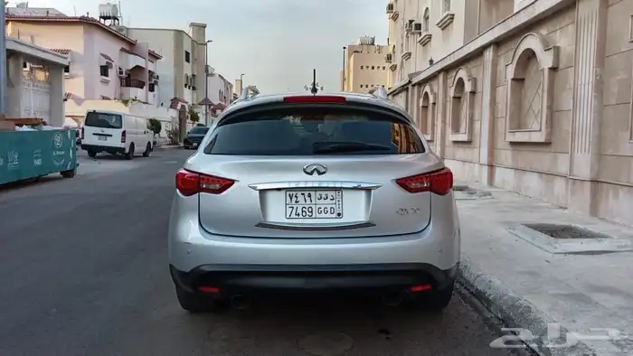 انفنتي QX70 سعودي 2019 بودي بلد بحالة الوكاله 6