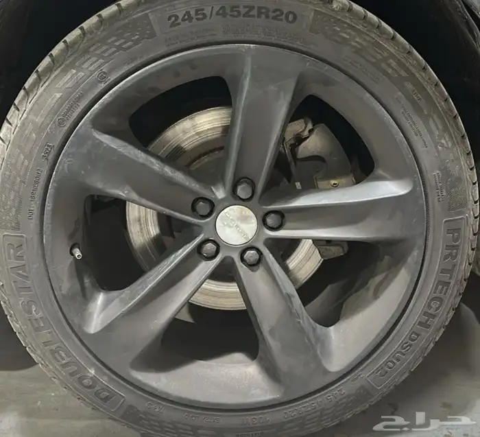 عندي جنوط وعندي ونش سحب وعندي روس مراتبه بشاشه 7